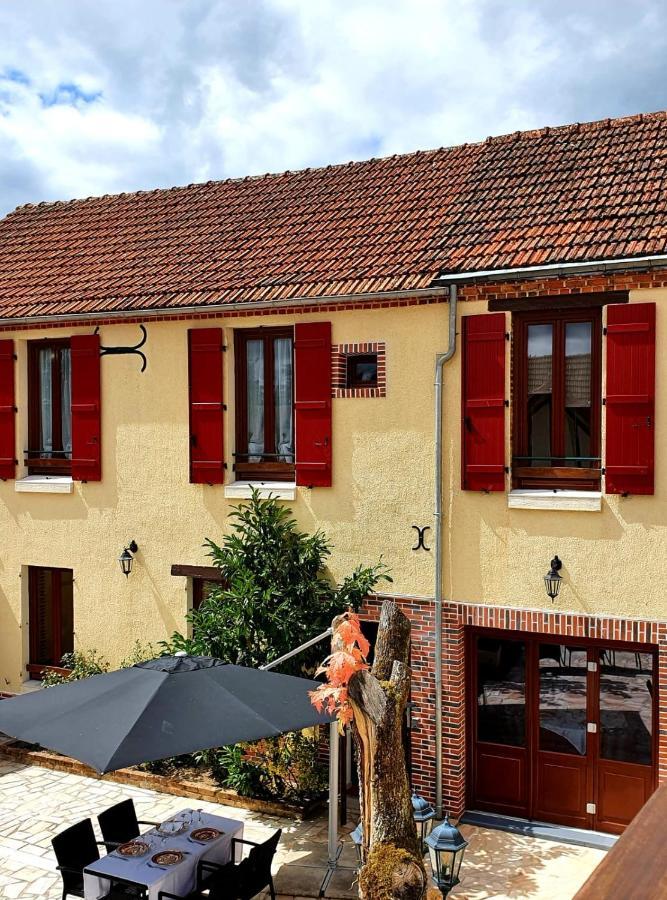 Hotel Croix Blanche De Sologne Chaumont-sur-Tharonne Exterior foto